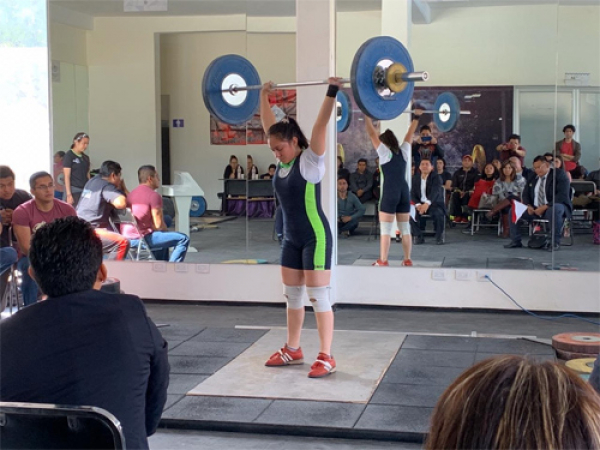 Representarán a Puebla, 18 atletas en regional en levantamiento de pesas