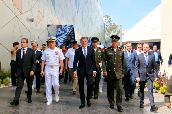 SEDENA, Marina y Gobierno del Estado inauguran exposición &quot;Fuerzas Armadas