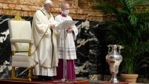 El Papa en Misa Crismal: La hora del anuncio, de la persecución y de la cruz van juntas
