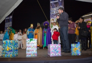 Niños chignahuapenses celebran Día de Reyes