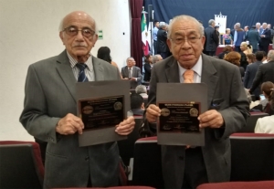 Reconocimiento a Jesús Contreras y Ángel Romero.