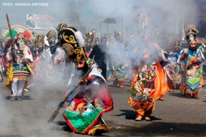 Celebra Huejotzingo su carnaval, desde hace 150 años.