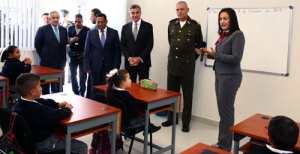 Cienfuegos y Gali inauguran espacios educativos en Puebla