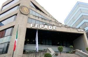 La FEPADE investiga denuncias por  firmas apócrifas de  candidatos independientes. 