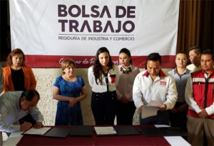 Firman empresas de Tecamachalco convenio con Ayuntamiento