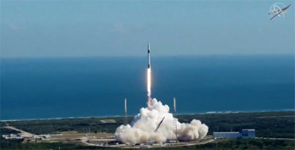 El AztechSat-1 surca el espacio, camino a la Estación Espacial Internacional.