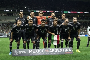 México desinflado ante Argentina en partido de preparación