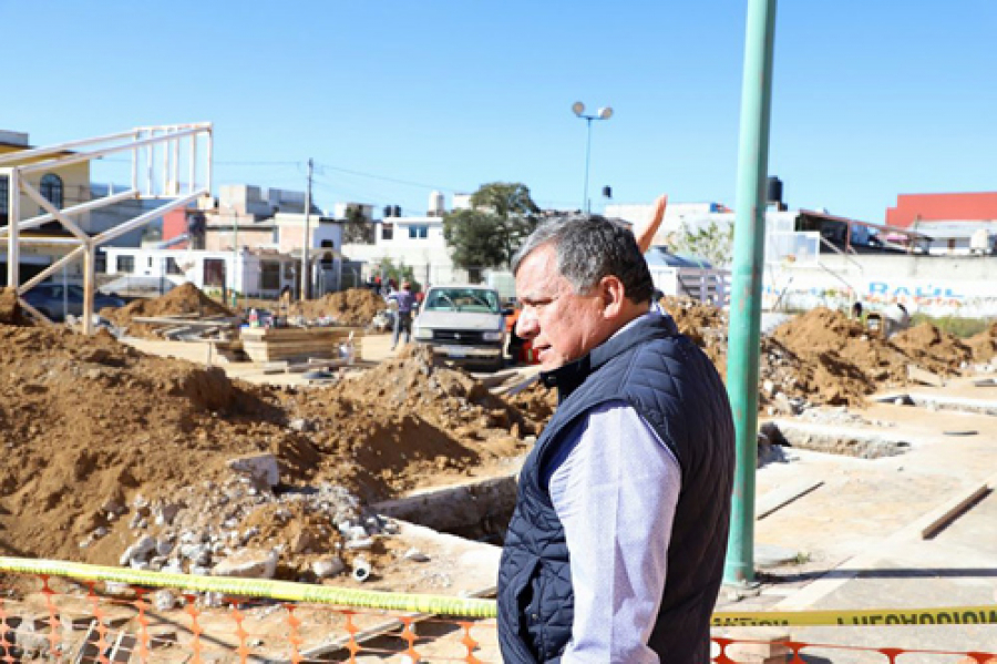 Instruye Luis Márquez Lecona reconstrucción del camino a Tlatempa