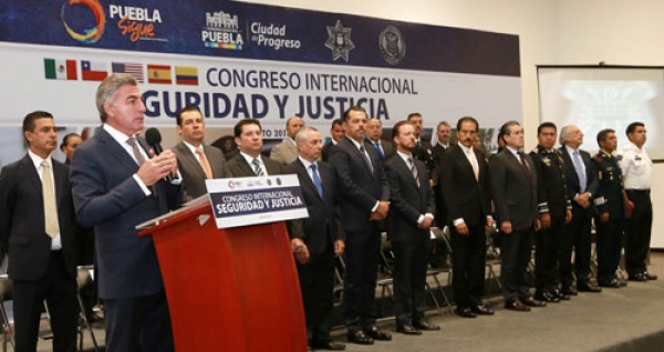 Inaugura Tony Gali Congreso Internacional de Seguridad y Justicia