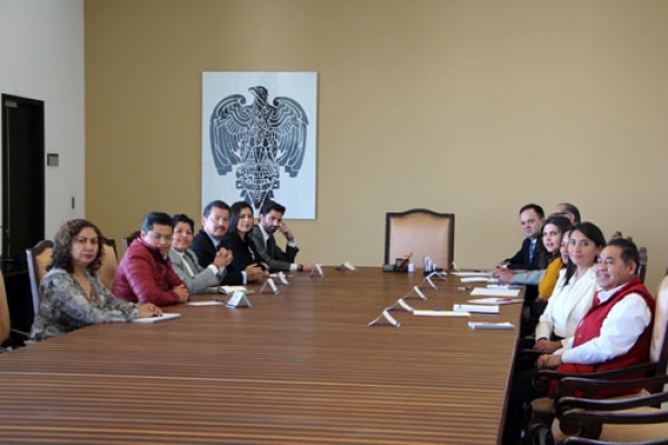 Almeida se reúne con Presidentes Municipales de la Zona Metropolitana