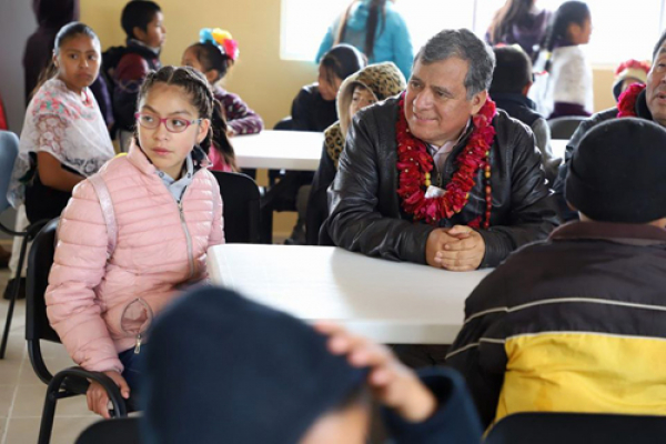 Entrega Luis Márquez Lecona comedor escolar para cinco instituciones de San Cristóbal Xochimilpa