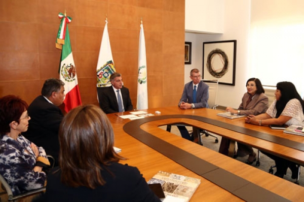 Tony Gali fortalece lazos de cooperación con Guatemala