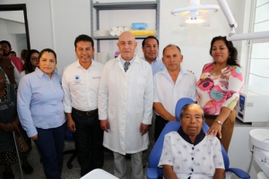 Leo Paisano y Lety Zamora, entregan rehabilitación “Del Dispensario Médico de San Luis Tehuiloyocan”
