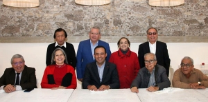 Eduardo Castillo con columnistas