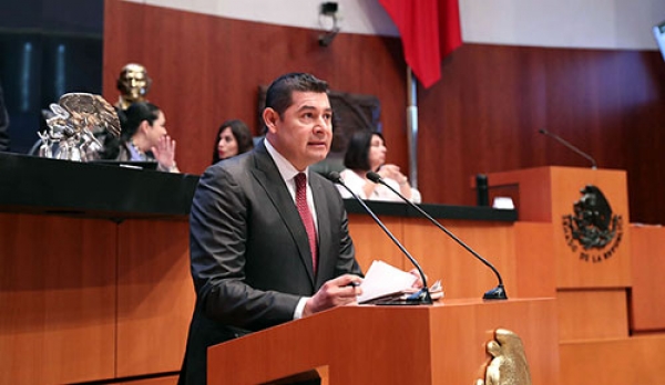 Presentó el senador Alejandro Armenta Mier iniciativa de ley para sancionar la defraudación fiscal.