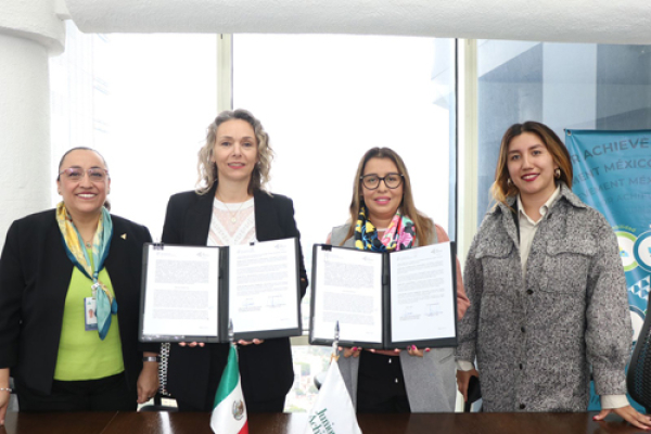 La SIS firma convenio con Junior Achievement México