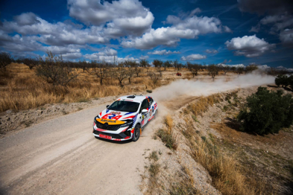 Rally de Ciudad Granada, destaca Emiliano Retama