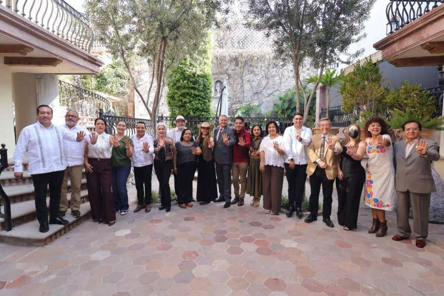 Senador Emmanuel Reyes respalda trabajo de Ricardo Ferro
