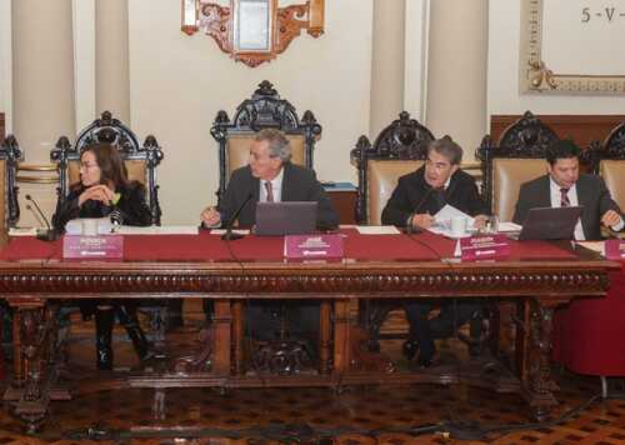 Cabildo aprueba cambios en estructura institucional