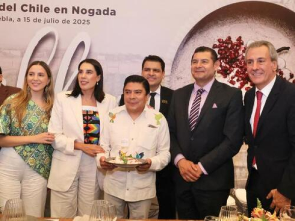 El chile en nogada es reconocido por la SECTUR