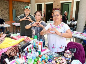 Impulsa SEDIF “mercadito” en Casa del Abue