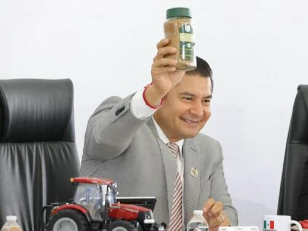 Innovaci&oacute;n y equipo transforma el campo: Armenta