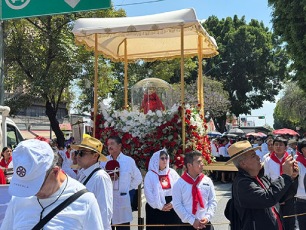 Participación de 195 mil fieles en la Procesión Viernes Santo