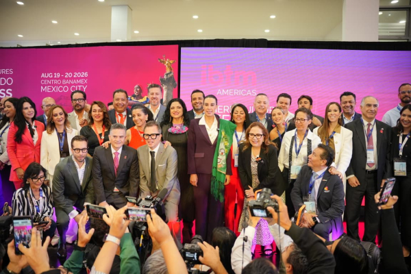 Puebla destaca su oferta turística en IBTM Americas