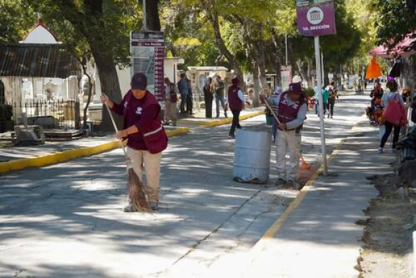 Listo el Panteón Municipal para Todos Santos