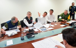 Revisan autoridades acciones para atender población afectada por sismo en CDMX