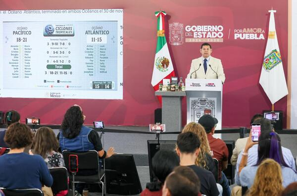 Puebla atiende contingencias por lluvias: Armenta
