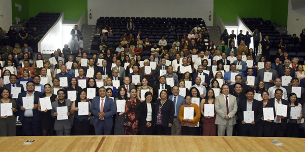 BUAP entrega 150 bases a personal universitario
