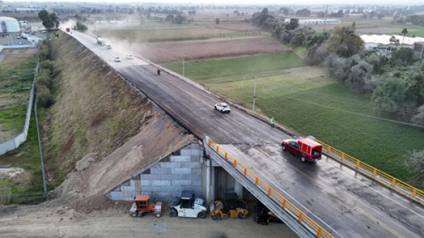Se abre el paso vehicular al Bulevar Aeropuerto desde México - Puebla
