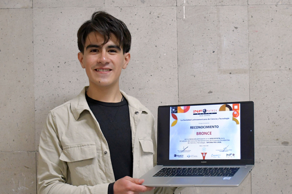 BUAP destaca en "Infomatrix Puebla 2026"