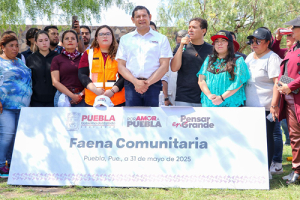 En el Centro Cultural &quot;La Carmela&quot; se realizó la faena comunitaria