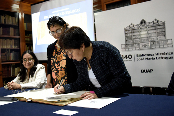 BUAP: Arranca Coloquio Internacional "Bibliotecas Centenarias"