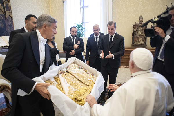 Un símbolo de fe y esperanza para millones de mexicanos | Papa Francisco, Juan Pablo Palomera, Jorge Barbosa, Alejandro Robles Gil, Ramiro Escoto Ratkovich.