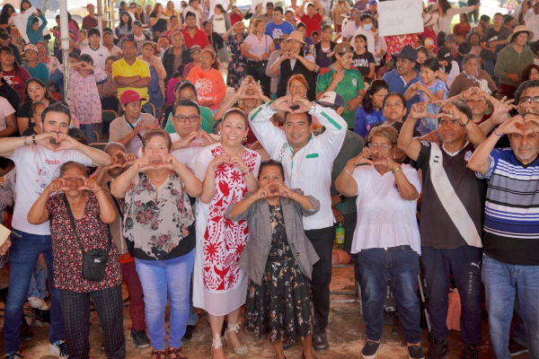 Honran a adultos mayores de Barranca Honda