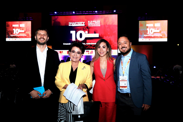 Mejores políticas de inclusión social en Smart City: Zaira González