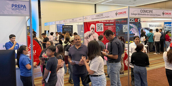 BUAP presente en feria Plan Becas 2026
