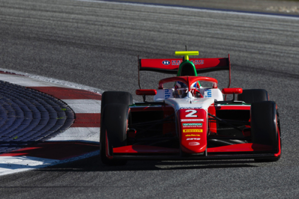 Noel León dentro del Top-10 Sprint de Silverstone