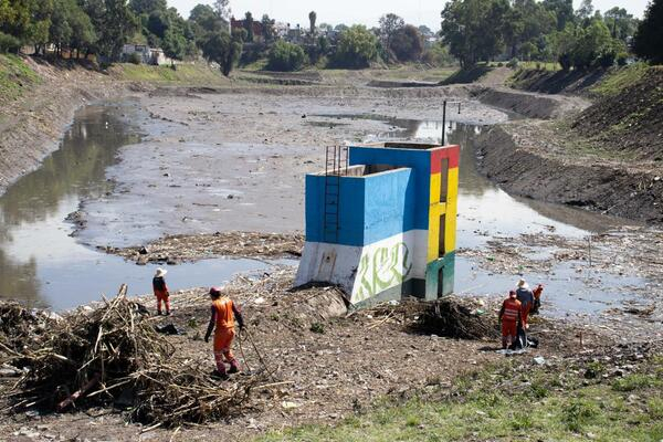 Realiza OOSL limpieza en Puente Negro
