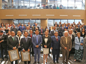 Titular del IAP gana “Poblano Distinguido”