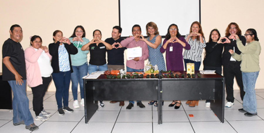 UTH capacita a productores de San Mateo Capultitlán