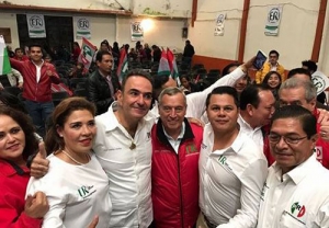 Rinden protesta seis comités de la ANUR Puebla