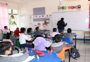El 9 de enero 2025, los niños entran a clases