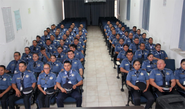 Capacitación en idiomas para Policía Turística