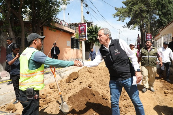 Supervisan pavimentación de colonia Guadalupe Hidalgo