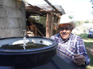 Obra Comunitaria lleva agua a Chignahuapan