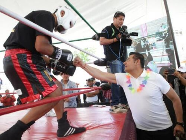 Alejandro Armenta promueve activaciones deportivas en juntas auxiliares